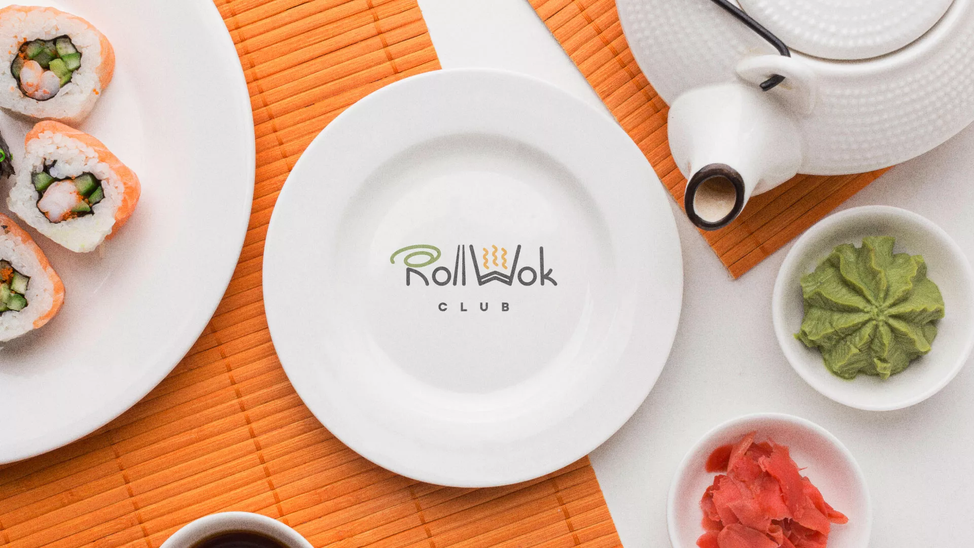 Разработка логотипа и фирменного стиля суши-бара «Roll Wok Club» в Шумихе